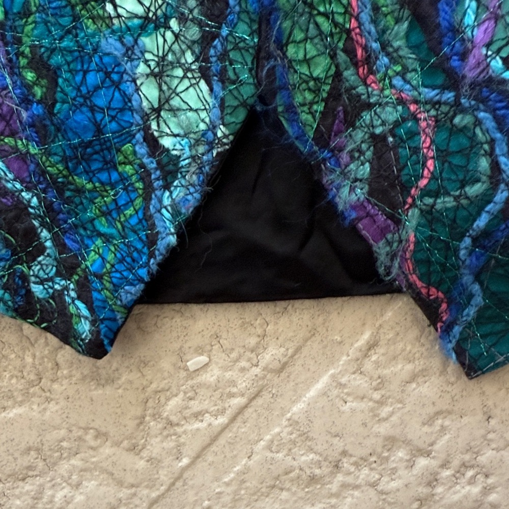 Handmade Silk Multicolored Abstract Women's Vest - Picture 6 of 9
